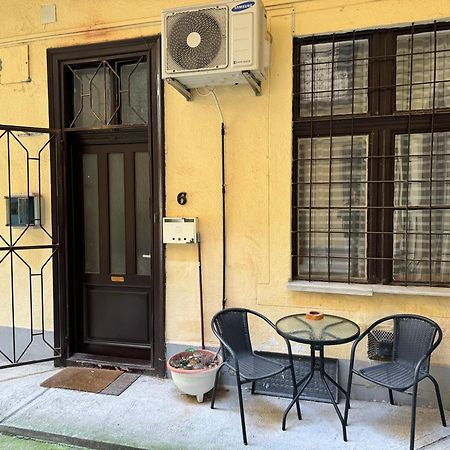 La Vida Loca Apartment Будапеща Екстериор снимка
